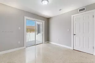 426 NW 13th Ave, Miami, FL 33125 - Photo 23