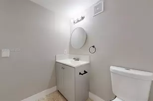 426 NW 13th Ave, Miami, FL 33125 - Photo 17