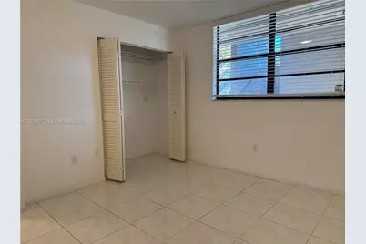 1101 Colony Point Cir #102, Pembroke Pines, FL 33026 - Photo 37