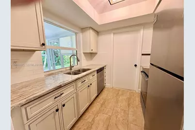 140 NW 27th St, Pompano Beach, FL 33064 - Photo 5