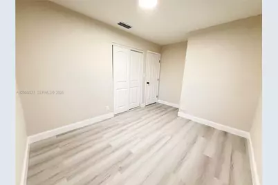 2401 SW 50th Ter, Plantation, FL 33317 - Photo 13