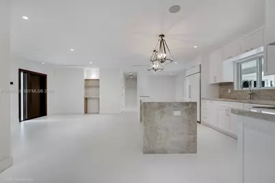7107 SW 63rd Ave, South Miami, FL 33143 - Photo 13