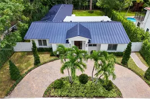 7107 SW 63rd Ave, South Miami, FL 33143 - Photo 3
