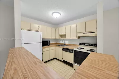 9711 Hammocks Blvd #108-K, Miami, FL 33196 - Photo 3