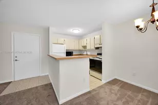 9711 Hammocks Blvd, Miami, FL 33196 - Photo 13