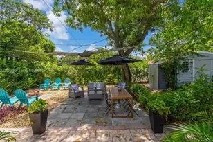 12685 NW Miami Ct, North Miami, FL 33168 - Photo 35
