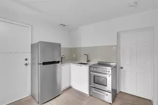 12685 NW Miami Ct, North Miami, FL 33168 - Photo 23