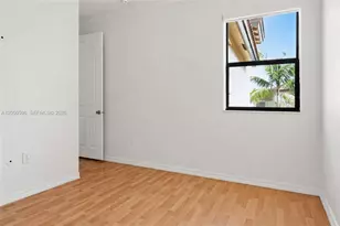 8932 SW 228th Ln, Cutler Bay, FL 33190 - Photo 25