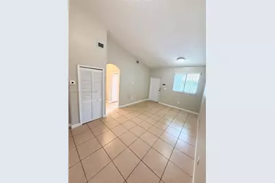 1652 SE 28th St #202, Homestead, FL 33035 - Photo 5