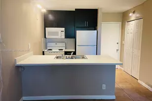 2401 Riverside Dr, Coral Springs, FL 33065 - Photo 3