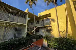 520 NE 38th St, Miami, FL 33137 - Photo 21