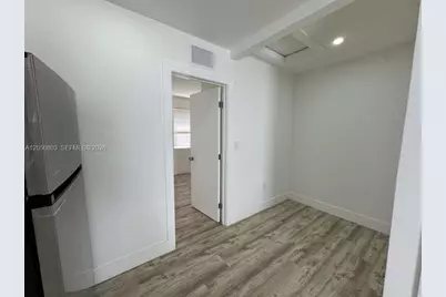 885 SW 29th Ave #3, Miami, FL 33135 - Photo 7