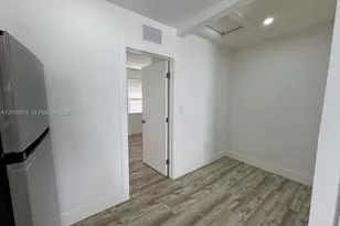 885 SW 29th Ave, Miami, FL 33135 - Photo 7