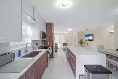 1021 NE 3rd Ave, Fort Lauderdale, FL 33304 - Photo 15