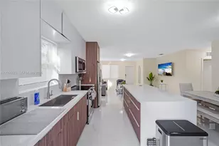 1021 NE 3rd Ave, Fort Lauderdale, FL 33304 - Photo 15