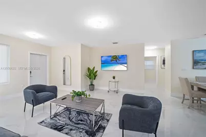 1021 NE 3rd Ave, Fort Lauderdale, FL 33304 - Photo 11