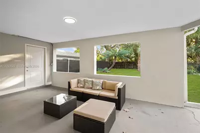 1021 NE 3rd Ave, Fort Lauderdale, FL 33304 - Photo 33