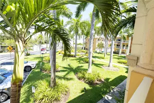 18451 NE 27th Pl, Aventura, FL 33160 - Photo 39