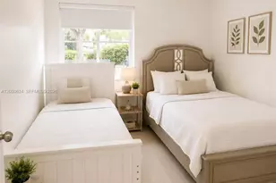 4720 NW 114th Ave, Doral, FL 33178 - Photo 13