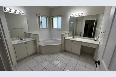 2416 SE 19th Ct #2416, Homestead, FL 33035 - Photo 5