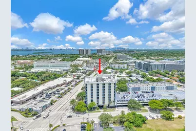 12550 Biscayne Blvd, North Miami, FL 33181 - Photo 23