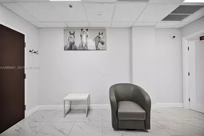 12550 Biscayne Blvd, North Miami, FL 33181 - Photo 13