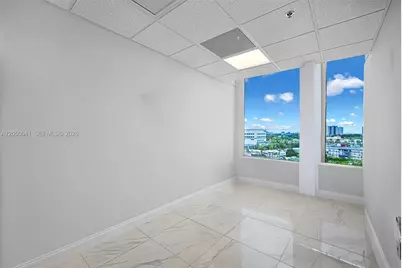 12550 Biscayne Blvd, North Miami, FL 33181 - Photo 47