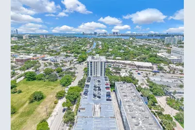12550 Biscayne Blvd, North Miami, FL 33181 - Photo 31