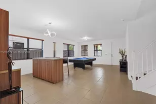 8910 NW 98th Ct, Doral, FL 33178 - Photo 25