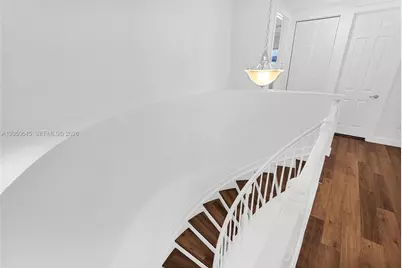 8910 NW 98th Ct, Doral, FL 33178 - Photo 49
