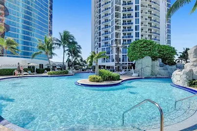 18001 Collins Ave #1814, Sunny Isles Beach, FL 33160 - Photo 29