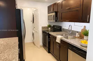 100 Lakeview Dr, Weston, FL 33326 - Photo 3