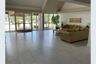100 Lakeview Dr #316, Weston, FL 33326 - Photo 17