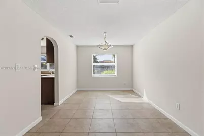 1273 NW 192nd Ter, Pembroke Pines, FL 33029 - Photo 13