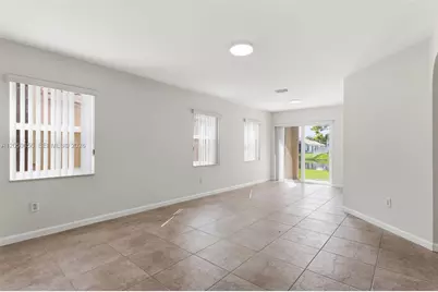 1273 NW 192nd Ter, Pembroke Pines, FL 33029 - Photo 17