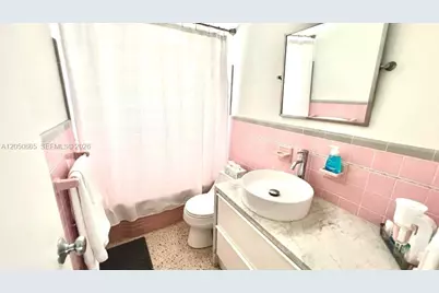 262 Bombay Ave, Lauderdale by the Sea, FL 33308 - Photo 17