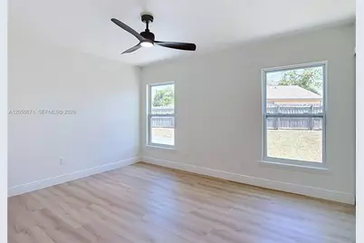 10813 Roundview Lane, Tampa, FL 33624 - Photo 39
