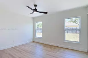 10813 Roundview Ln, Tampa, FL 33624 - Photo 39