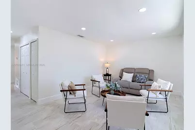 10813 Roundview Lane, Tampa, FL 33624 - Photo 13