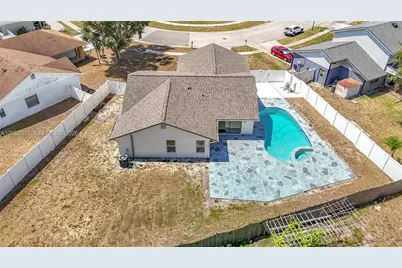 10813 Roundview Lane, Tampa, FL 33624 - Photo 57