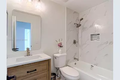 10813 Roundview Lane, Tampa, FL 33624 - Photo 37