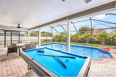 1111 NW 70th Ter #1111, Plantation, FL 33313 - Photo 9