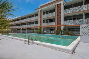 1430 NE 170th St, North Miami Beach, FL 33162 - Photo 15