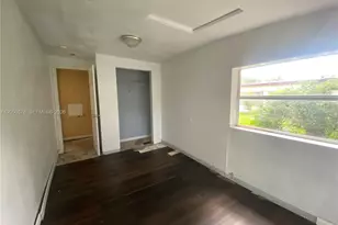 705 Temple Ave, Other City - In The State Of Florida, FL 32763 - Photo 9