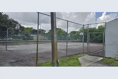 7400 NW 85th Ct #207, Tamarac, FL 33321 - Photo 9