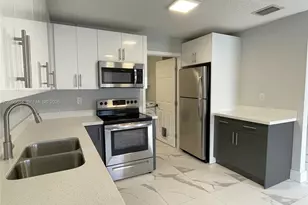 1370 NW 3rd St, Dania Beach, FL 33004 - Photo 1
