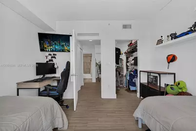 7900 Harbor Island Dr #610, North Bay Village, FL 33141 - Photo 45