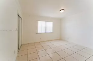 11005 SW 1st St, Sweetwater, FL 33174 - Photo 7