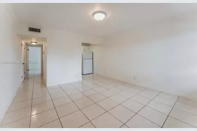 11005 SW 1st St #203, Sweetwater, FL 33174 - Photo 9