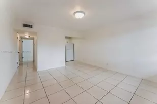 11005 SW 1st St, Sweetwater, FL 33174 - Photo 9